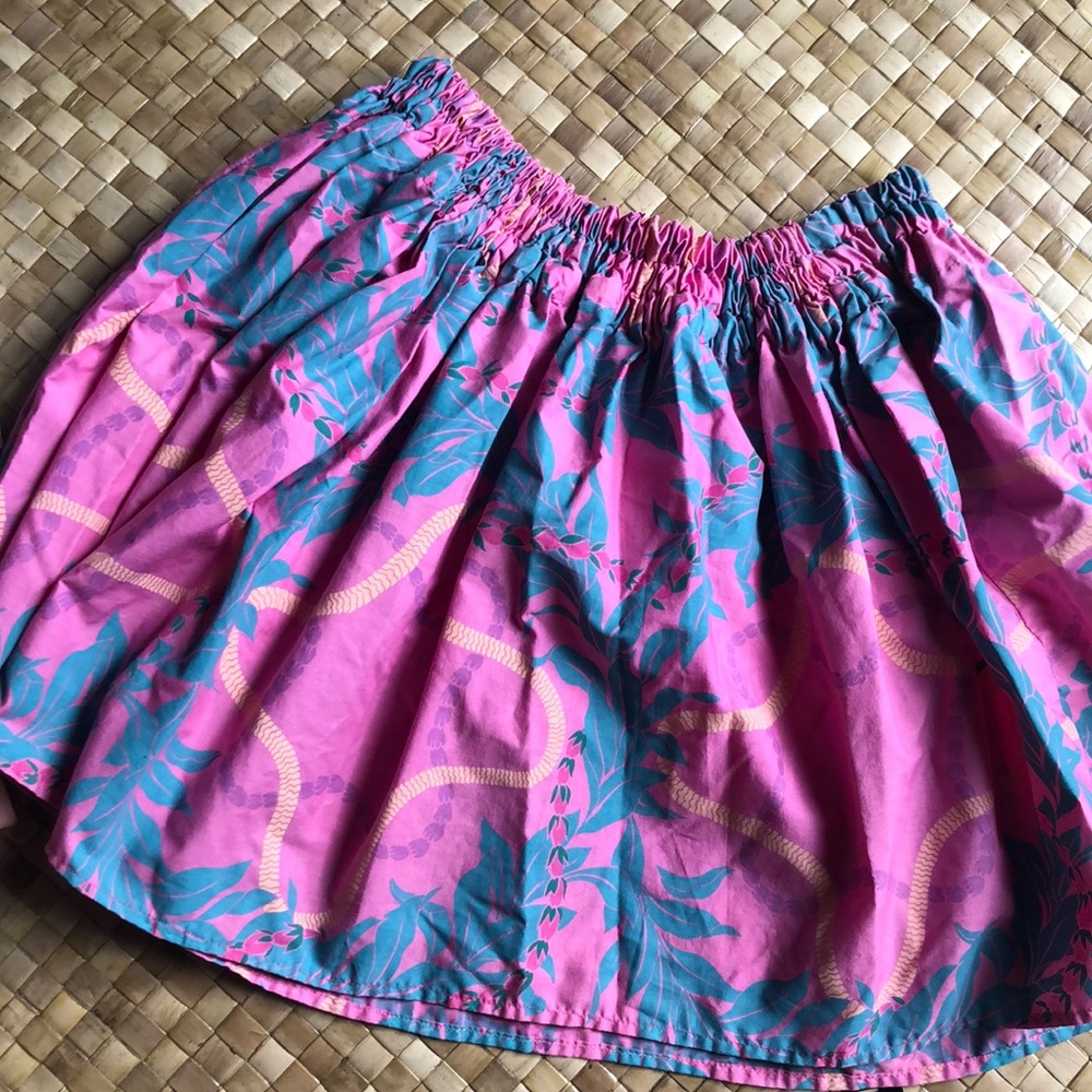 Hula skirt